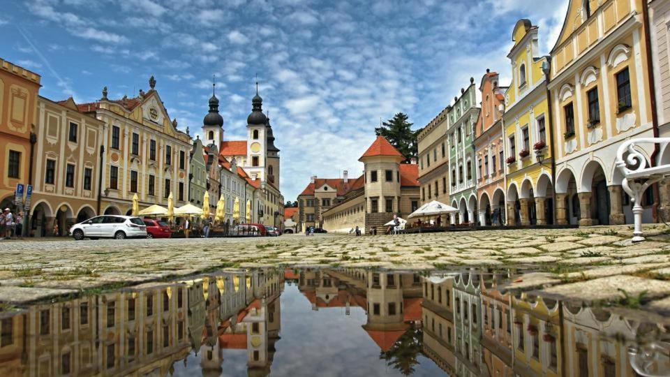 Ubytovani U Seniglu Hotel Telč Buitenkant foto